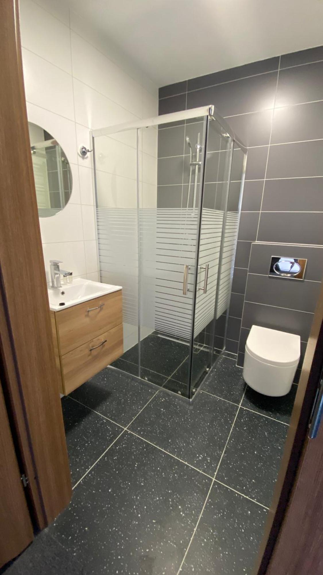 Hotel E-hotel